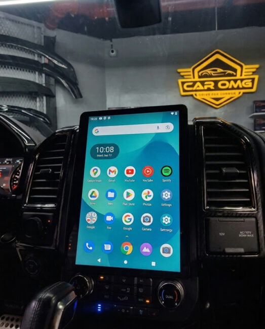 Tesla Car Screen